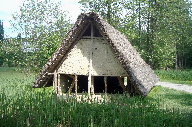 Pfahlbauerhaus
