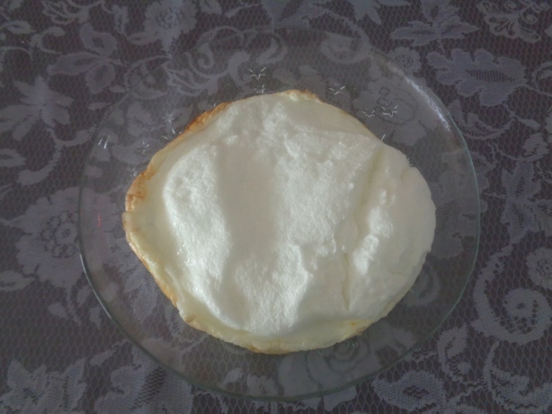 Put the cake on a big board