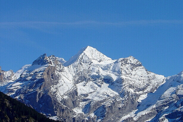 Blüemlisalp Rothorn (3297m), Blüemlisalphorn (3660m), Oeschinenhorn (3486m)