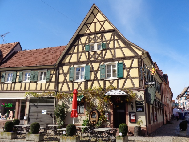 Black Lounge Shisha Bar