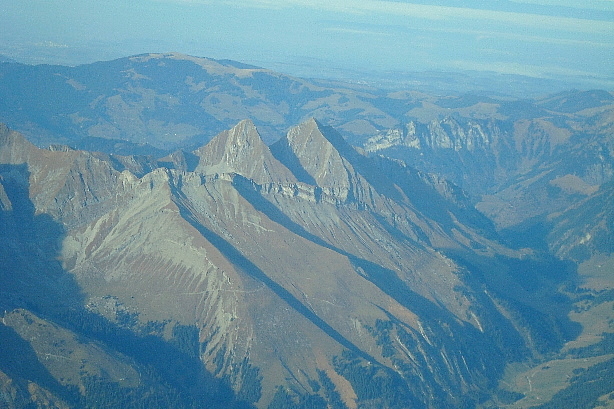 Corbé (1898m), Cap au Moine (1941m), Le Pila (1892m)