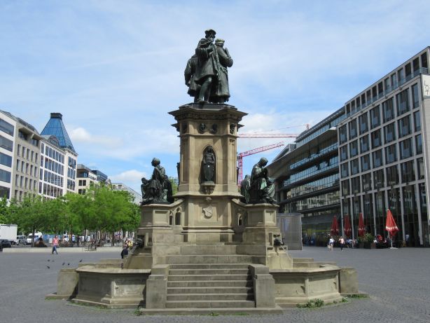 Rossmarkt - Denkmal der Buchdruckerkunst