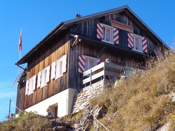 Gipfelhaus Grosser Mythen (1898m)