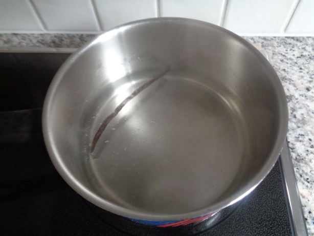 Erhitzen bis der Zucker geschmolzen ist