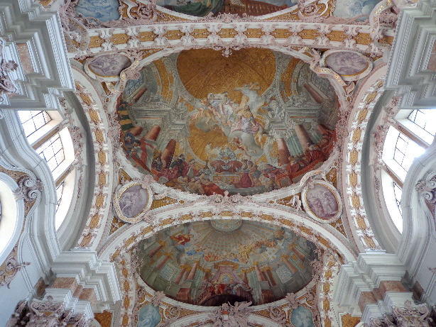 Innenansicht vom Dom St. Jacob