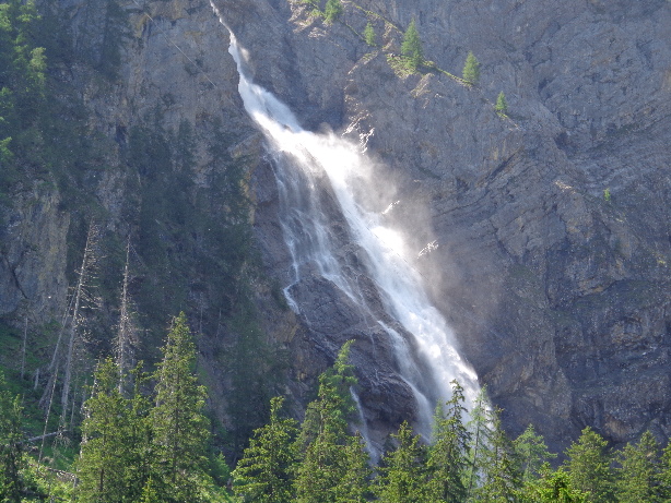 Engstligen waterfall