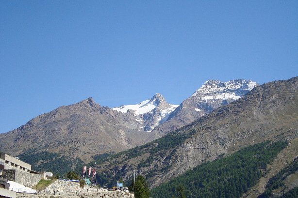 Jegihorn (3206m), Fletschhorn (3996m), Lagginhorn (4010m)