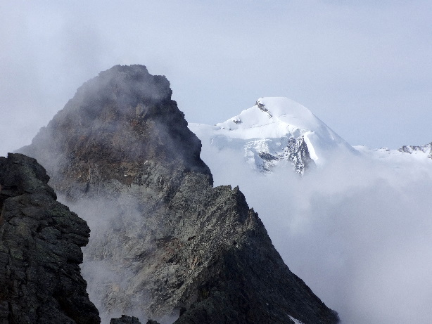 Egginer (3366m) und Allalinhorn (4027m)