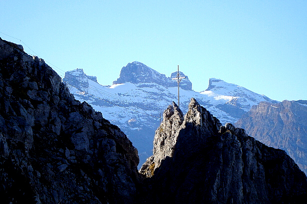 Brunnistöckli (2030m) und Wendenstöcke (3042m)