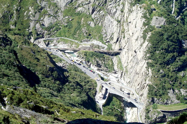 Schöllenenschlucht mit Teufelsbrücke
