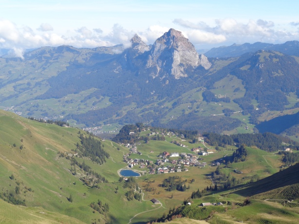 Stoos, Kleiner Mythen (1810m), Grosser Mythen (1898m)