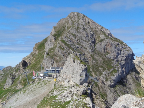 Rocher à Pointes (2239m)