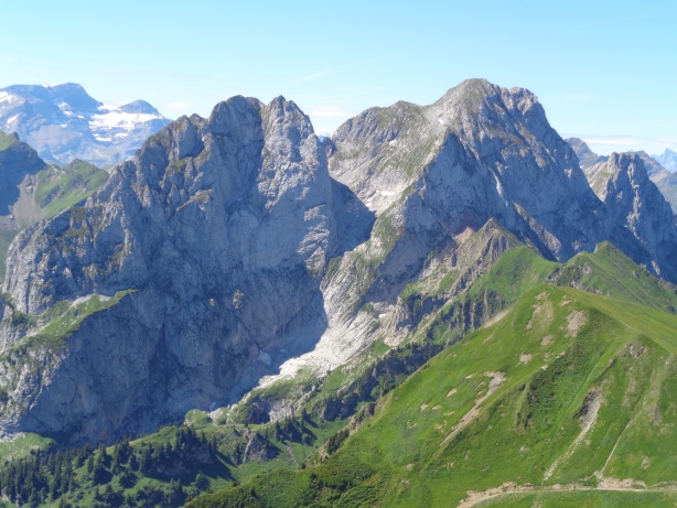 Rocher Plat (2257m)