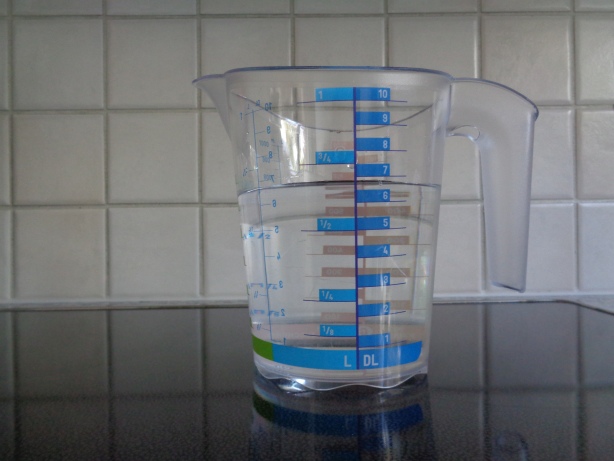 7 Deziliter Wasser