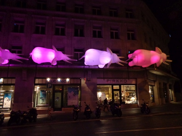 Caravane des Éléphants - Rue Centrale - Nitzan Refaeli und Ronen Najar