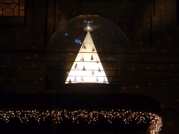 Boules à neige disco - Place del la Gare - Trivial Mass