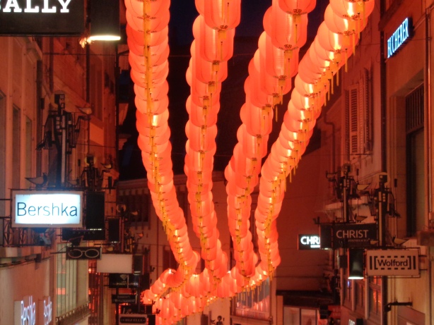 Chinatown - Rue Saint-François - Ocubo