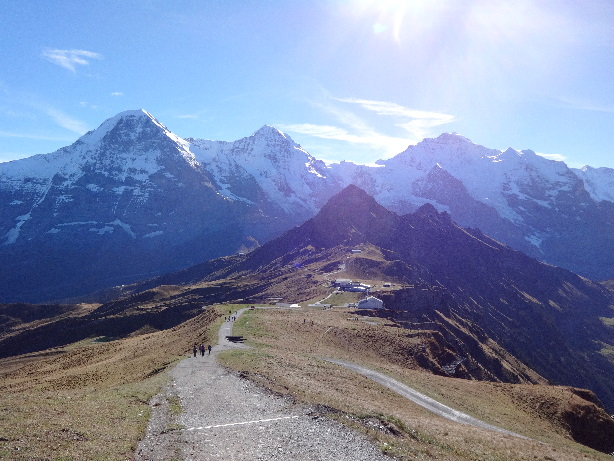 Eiger (3970m), Mönch (4107m), Jungfrau (4158m), Tschuggen (2521m)