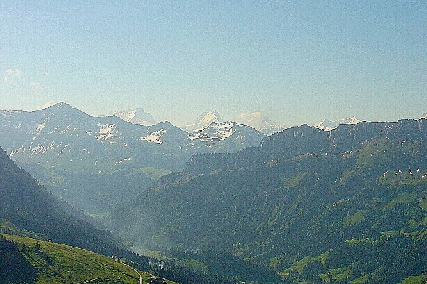 Wetterhorn (3692m), Schreckhorn (4078m), Finsteraarhorn (4272m)