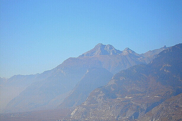 Grand Chavalard (2968m), Grand Garde (2145m) L'Ardève / L'Ardevaz (1474m)