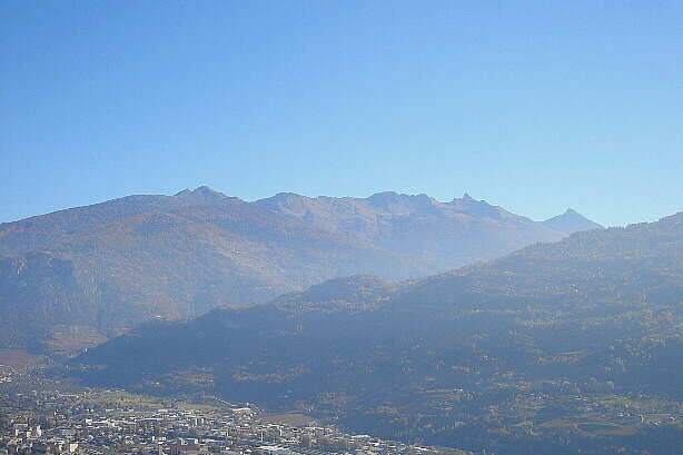 Mont Noble (2654m), Becs de Bosson (3149m), Sasseneire (3254m)