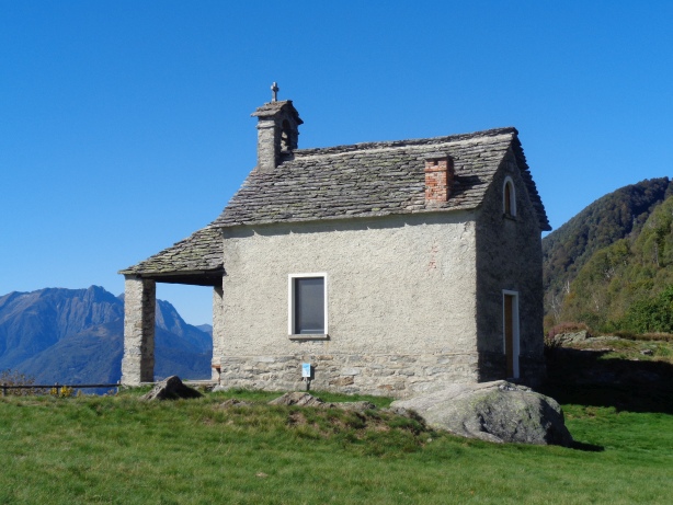 Chiesetta dei Monti di Lego