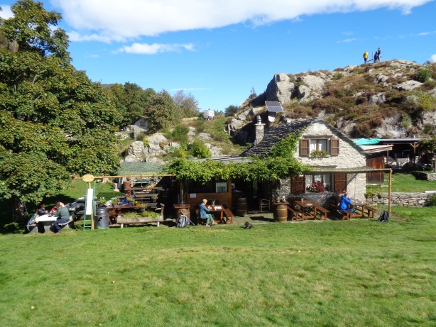 Capanna Grotto Monti Di Lego