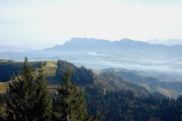 Pilatus (2118m), Widderfeldstock (2075m), Mittaggüpfi (1917m)