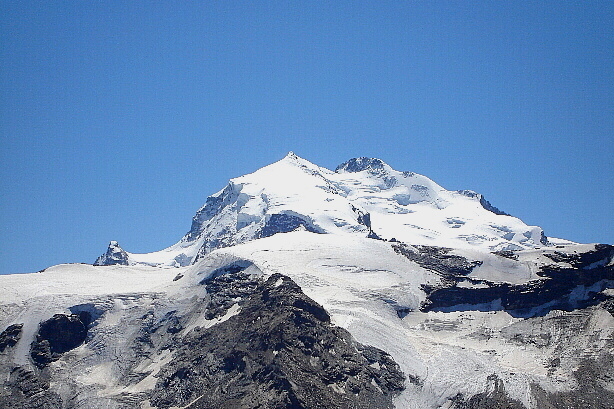 Monte Rosa mit Nordend (4609m) und Dufourspitze (4634m)