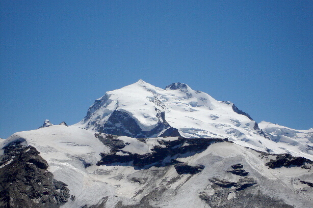 Monte Rosa mit Nordend (4609m) und Dufourspitze (4634m)