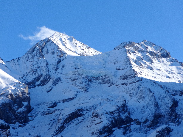 Blümlisalphorn (3660m) and Oeschinenhorn (3486m)