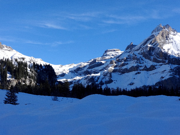Hohtürli (2778m), Wildi Frau (3274m), Blümlisalp Rothorn (3297m)