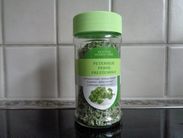 2 gehäufte Esslöffel Petersilie