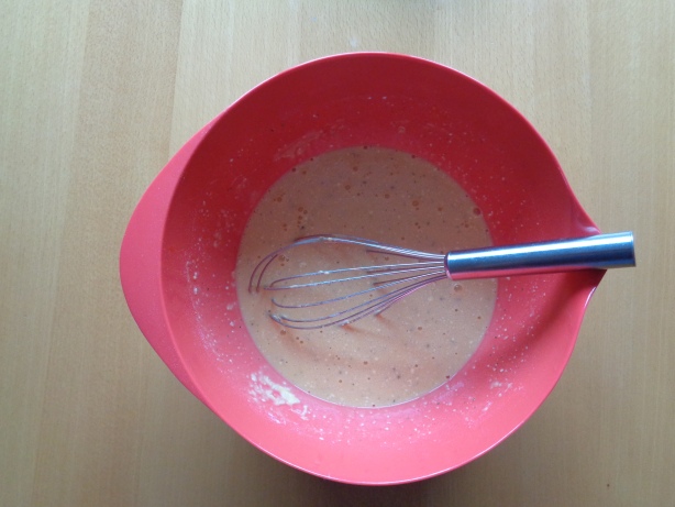 Etwas Reibkäse beigeben und rühren