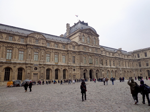 Louvre
