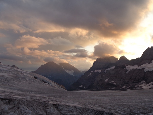 Balmhorn (3699m), Altels (3624m), Doldenhorn (3638m)