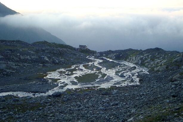 Puntegliashütte / Camona da Punteglias (2311m)