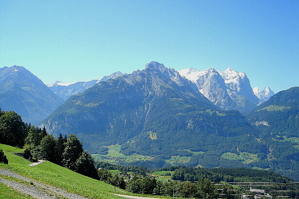 Bänzlauistock, Hienderstock, Engelhörner, Rosenhorn, Mittelhorn, Wetterhorn, Eiger