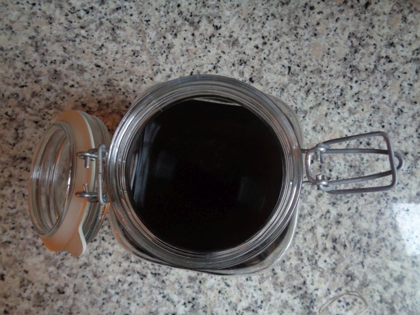 Warten bis die Bonbons aufgelöst sind (etwa 3 Wochen)