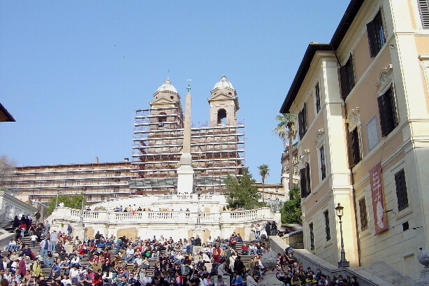 Trinita dei Monti, Spanische Treppe
