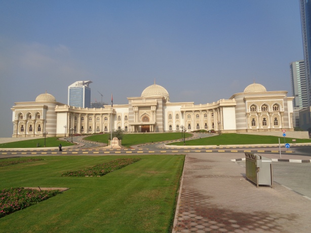Neue Schardscha Handelskammer / The New Sharjah Chamber of Commerce