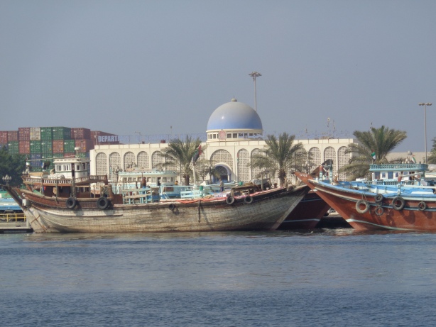 Amt für Hafen & Zoll / Department of seaports & customs