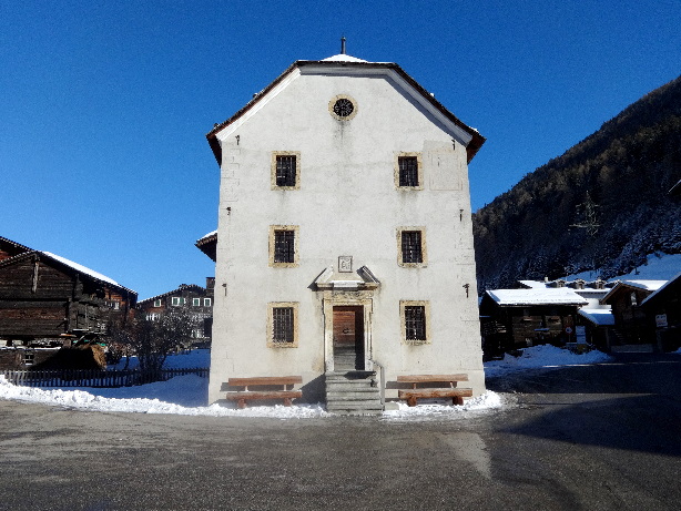 Rathaus des Zendens Goms
