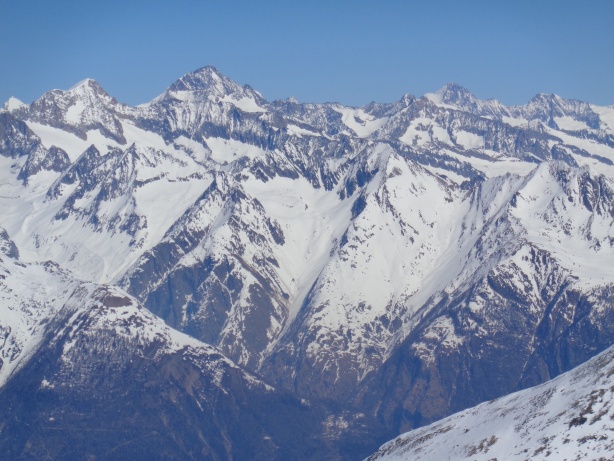 Finsteraarhorn, Sparrhorn, Gärsthron, Violenhorn, Foggenhorn