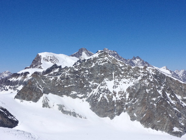 Alphubel (4206m), Allalinhorn (4027m), Dom (4545m)