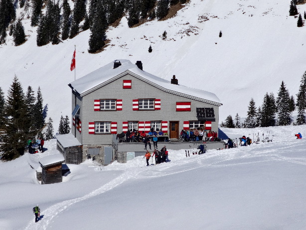 Brisenhaus / Brisenhuis (1753m)