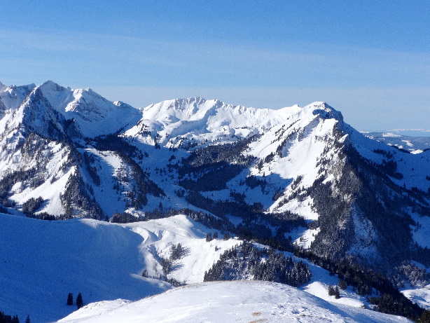 Breccaschlund, Schopfenspitz (2104m), Pointe de Bremingard (1921m)