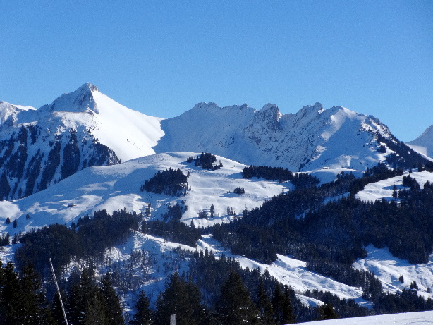 Ochsen (2188m), Stäckhütteghürn (1706m), Alpiglemären (2082m)