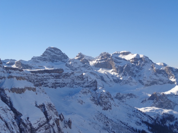 Gross Sättelistock (2637m), Rigidalstock (2597m), Walenstöcke (2593m)