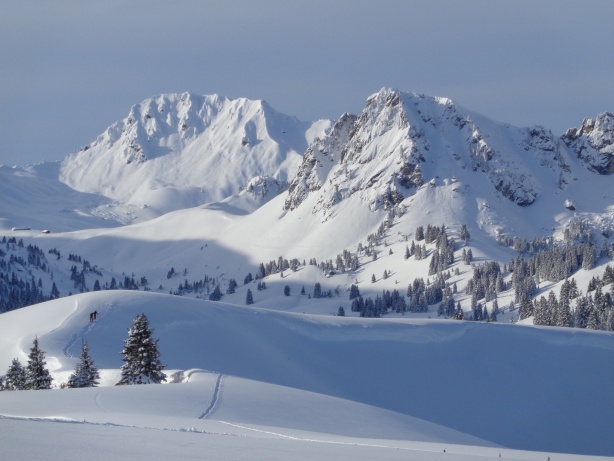Muntiggalm (2077m), Geisshöri (2031m)